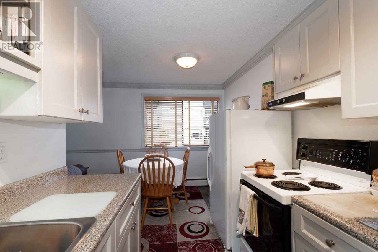 103 145 W 18th Street, North Vancouver, British Columbia  V7M 1W5 - Photo 3 - R2934864
