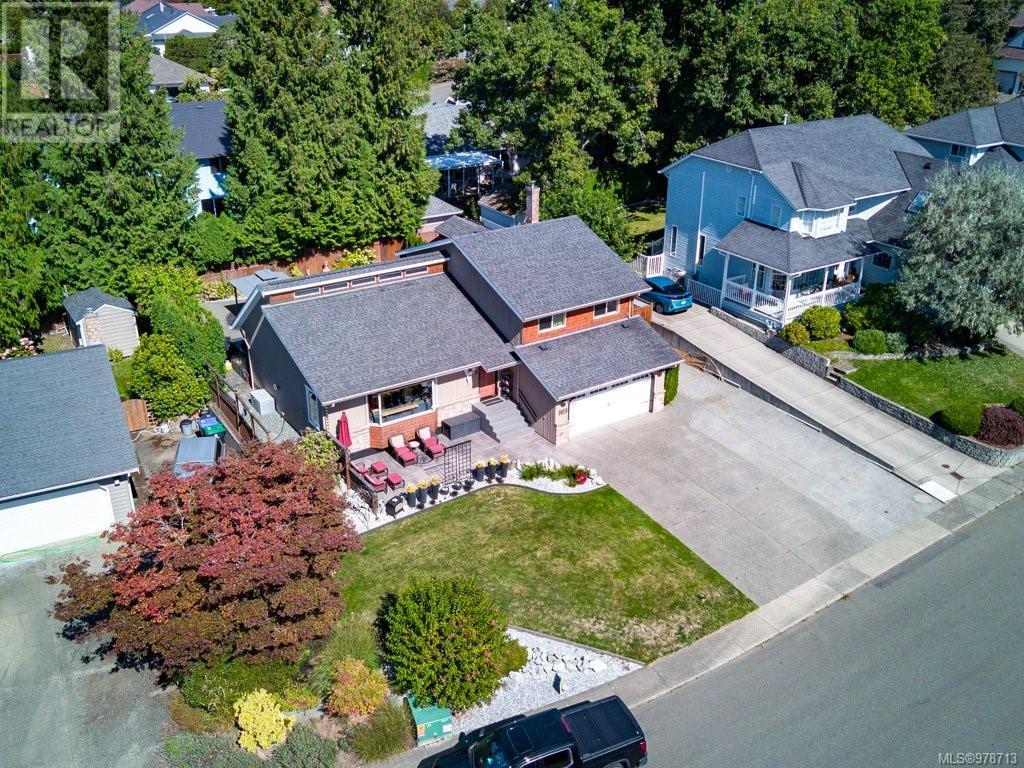 869 Deal St, Comox, British Columbia  V9M 1B1 - Photo 60 - 978713