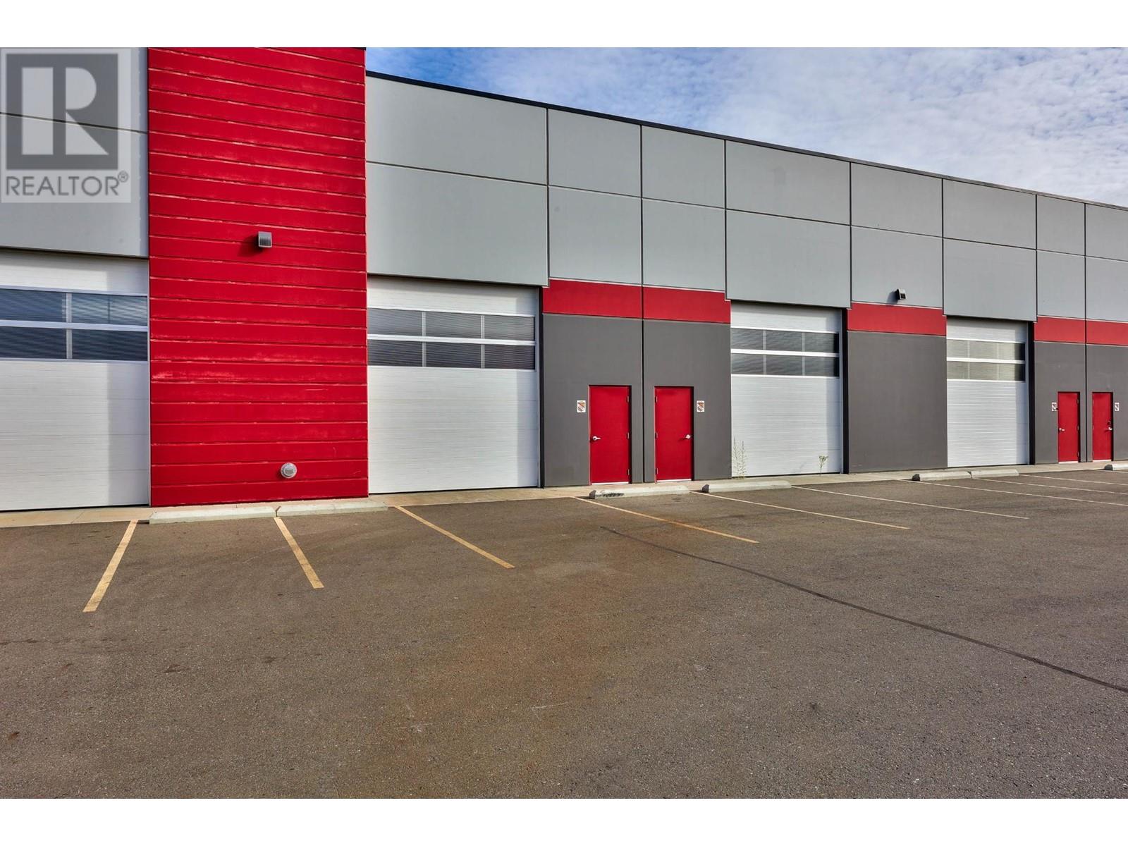 209-211 ANDOVER CRES, kamloops, British Columbia