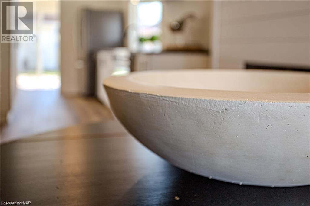 17 Conway Place East Place E, Crystal Beach, Ontario  L0S 1B0 - Photo 9 - 40663334