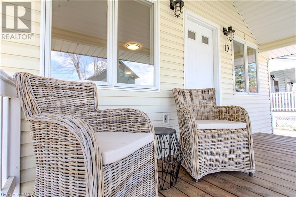 17 Conway Place East Place E, Crystal Beach, Ontario  L0S 1B0 - Photo 4 - 40663335