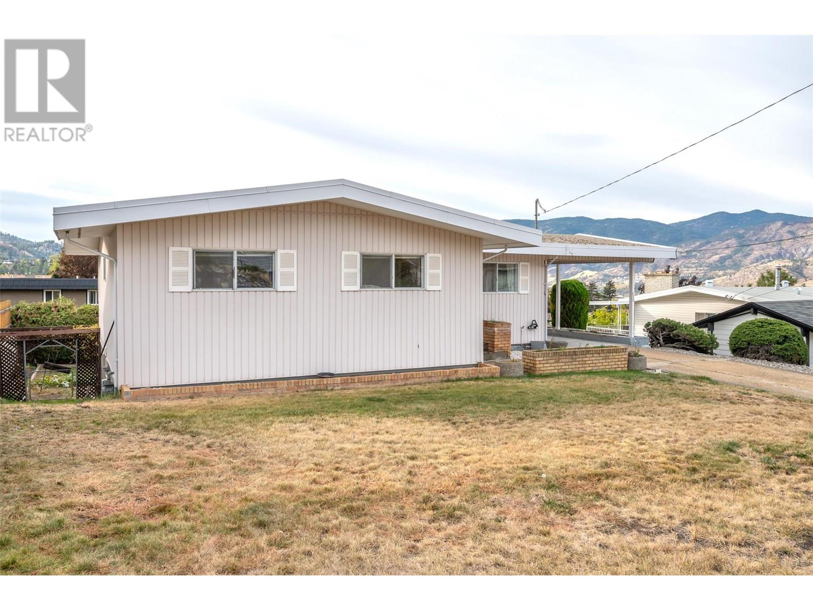 110 Woodlands Place, Penticton, British Columbia  V2A 3B1 - Photo 46 - 10326014