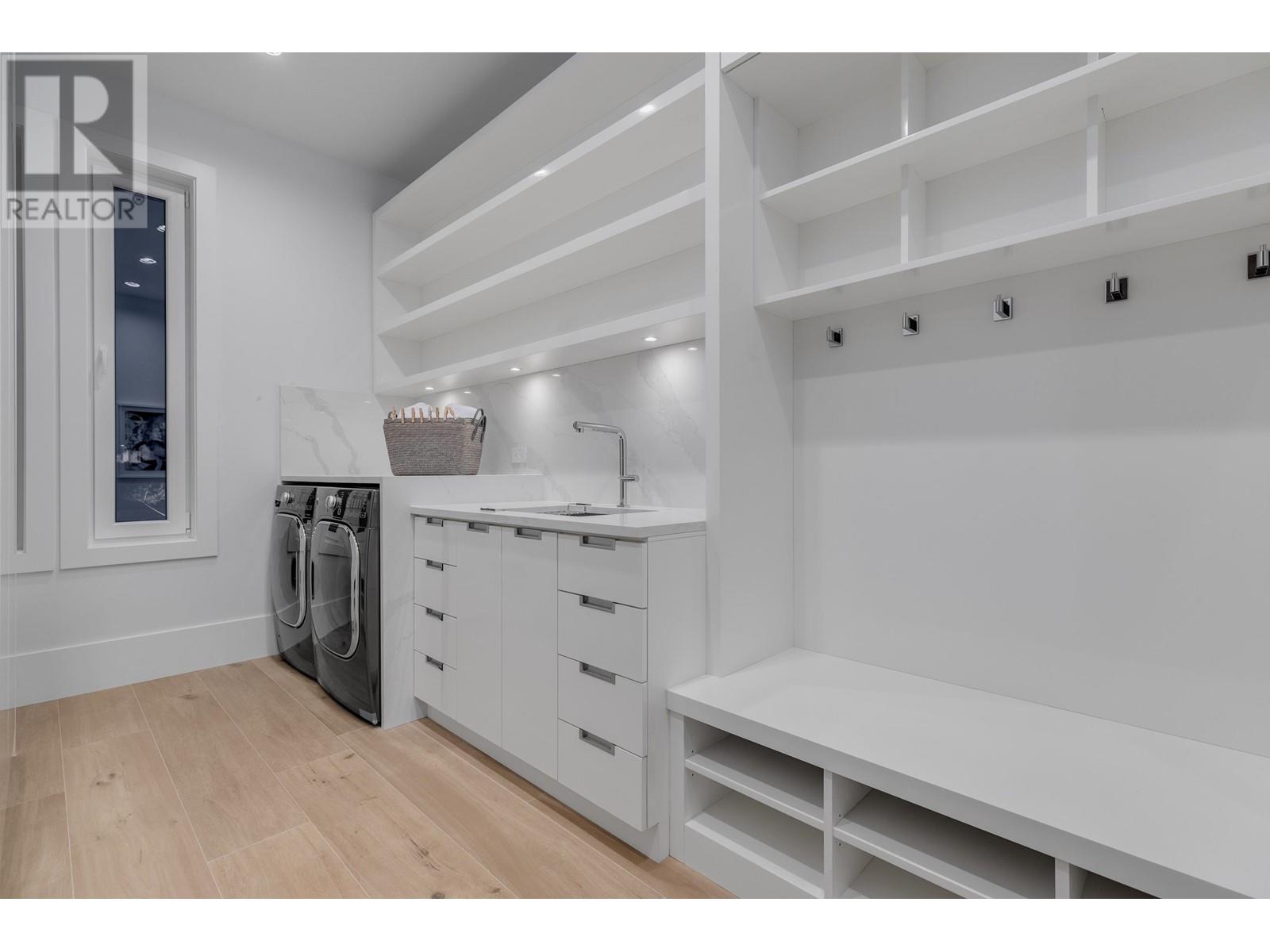 4332 Quinton Place, North Vancouver, British Columbia  V7R 4A7 - Photo 20 - R2936125