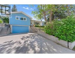 94 Cumberland Drive NW, calgary, Alberta