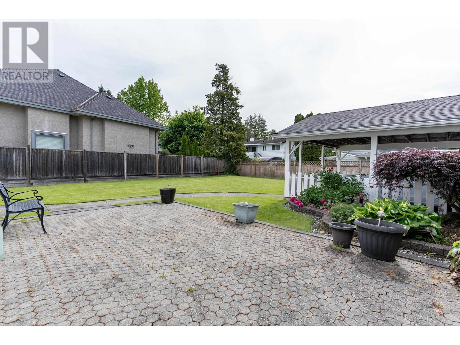 Listing Picture 30 of 40 : 11600 KINGFISHER DRIVE, Richmond / 烈治文 - 魯藝地產 Yvonne Lu Group - MLS Medallion Club Member