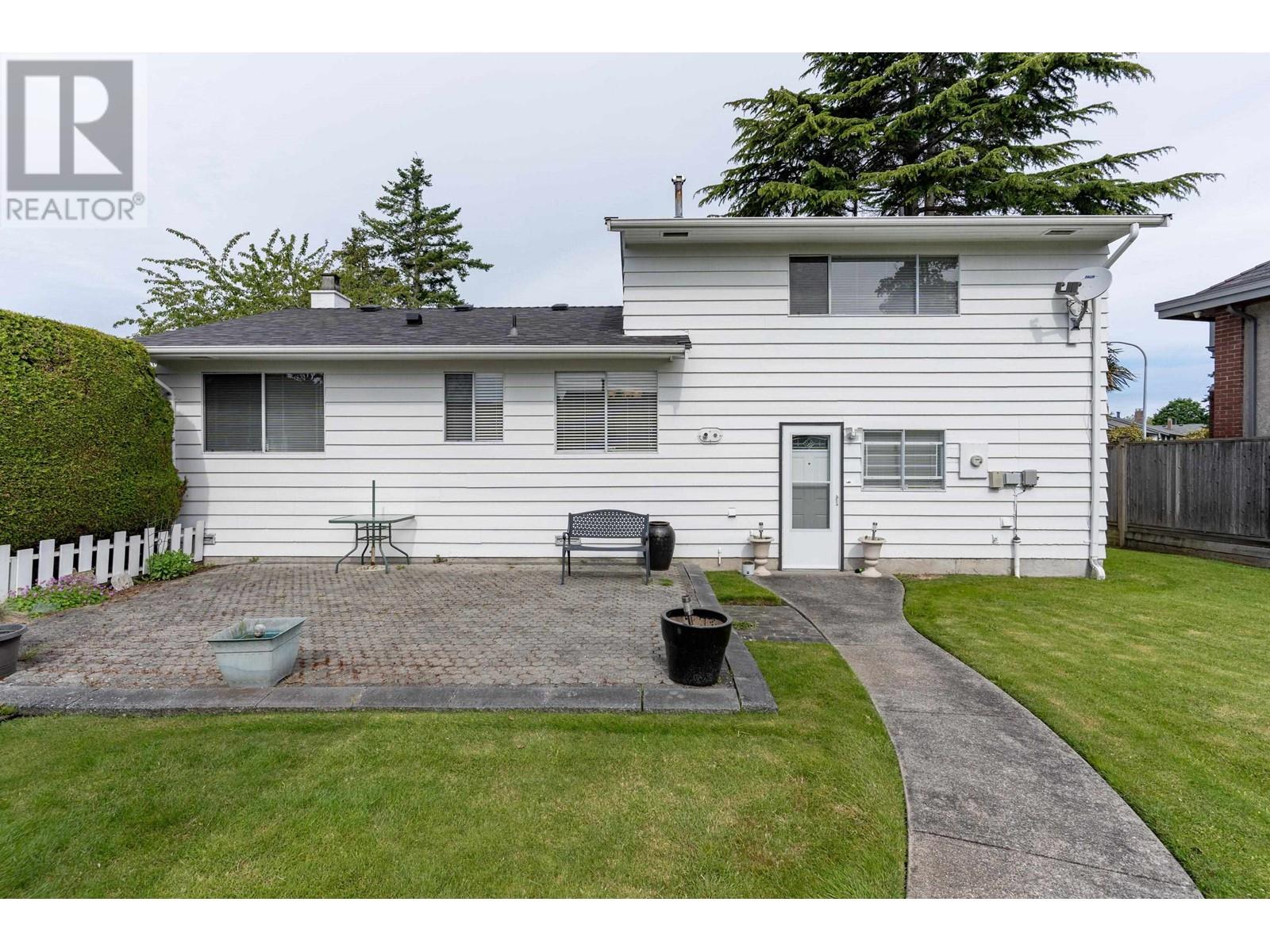 Listing Picture 29 of 40 : 11600 KINGFISHER DRIVE, Richmond / 烈治文 - 魯藝地產 Yvonne Lu Group - MLS Medallion Club Member