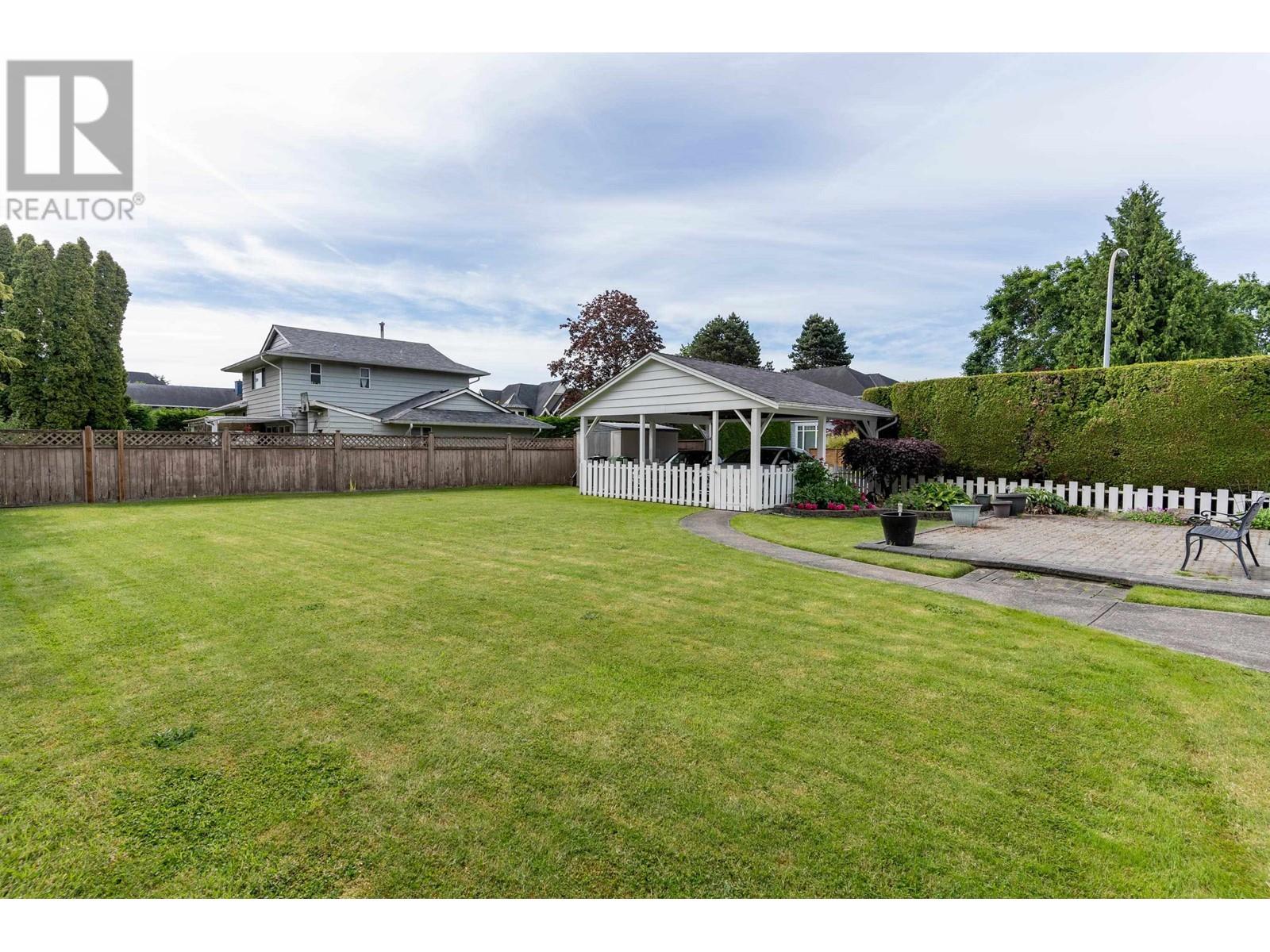 Listing Picture 31 of 40 : 11600 KINGFISHER DRIVE, Richmond / 烈治文 - 魯藝地產 Yvonne Lu Group - MLS Medallion Club Member