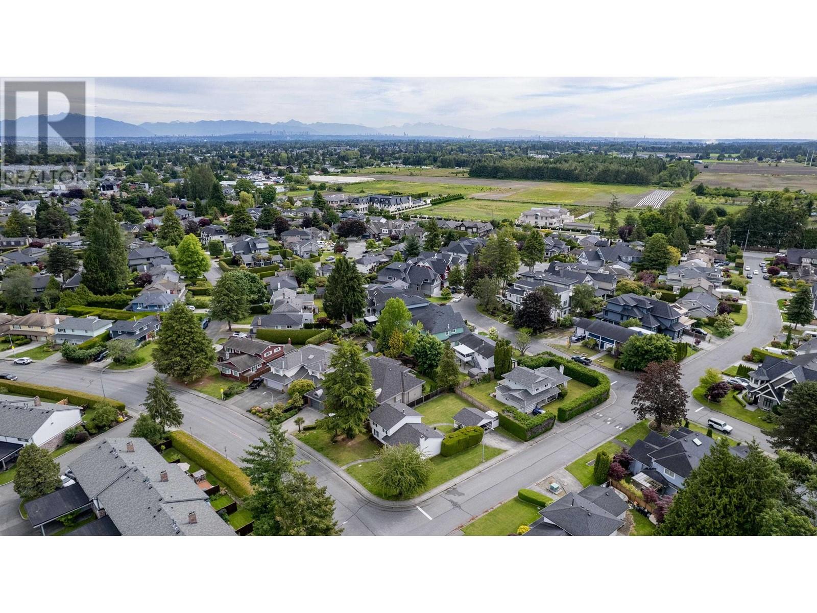 Listing Picture 38 of 40 : 11600 KINGFISHER DRIVE, Richmond / 烈治文 - 魯藝地產 Yvonne Lu Group - MLS Medallion Club Member