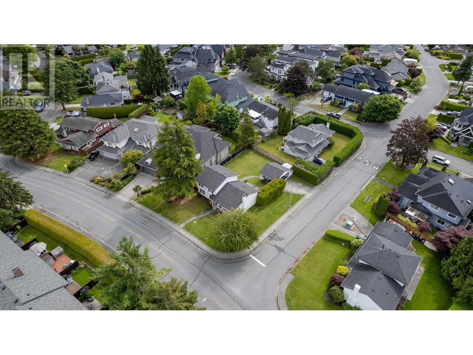 Listing Picture 37 of 40 : 11600 KINGFISHER DRIVE, Richmond / 烈治文 - 魯藝地產 Yvonne Lu Group - MLS Medallion Club Member