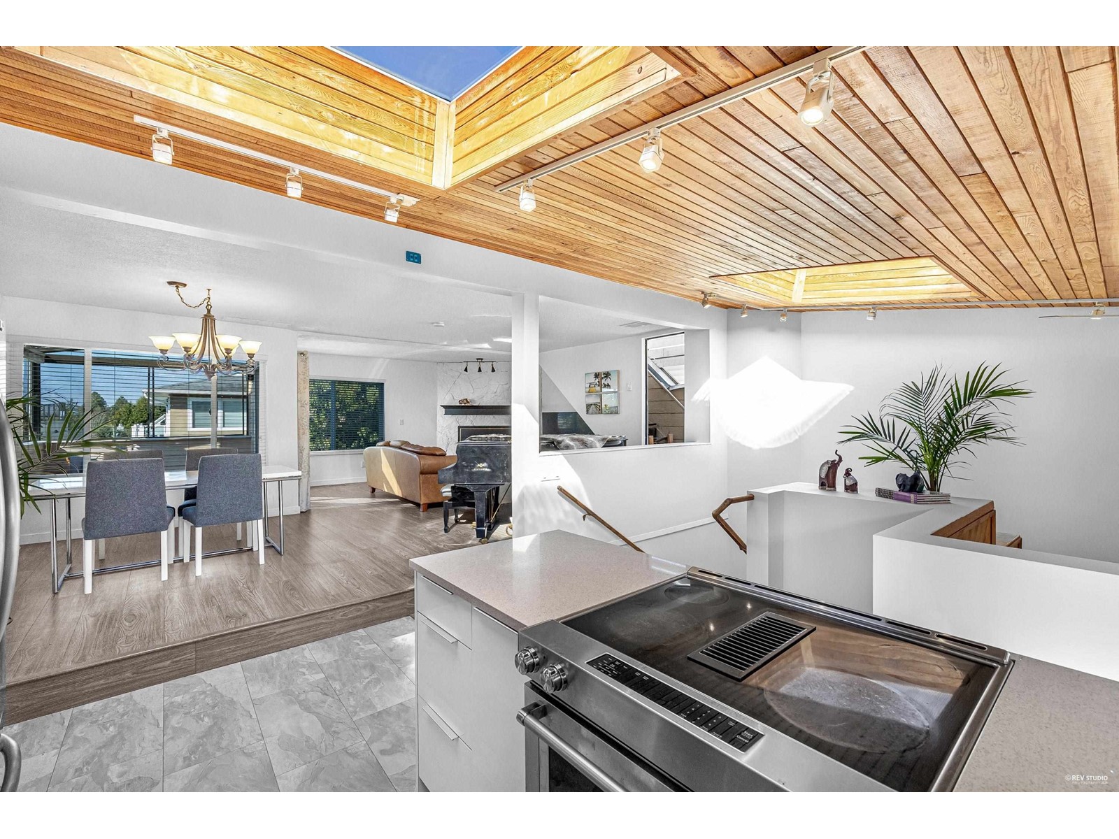 939 Habgood Street, White Rock, British Columbia  V4B 4W5 - Photo 8 - R2935922