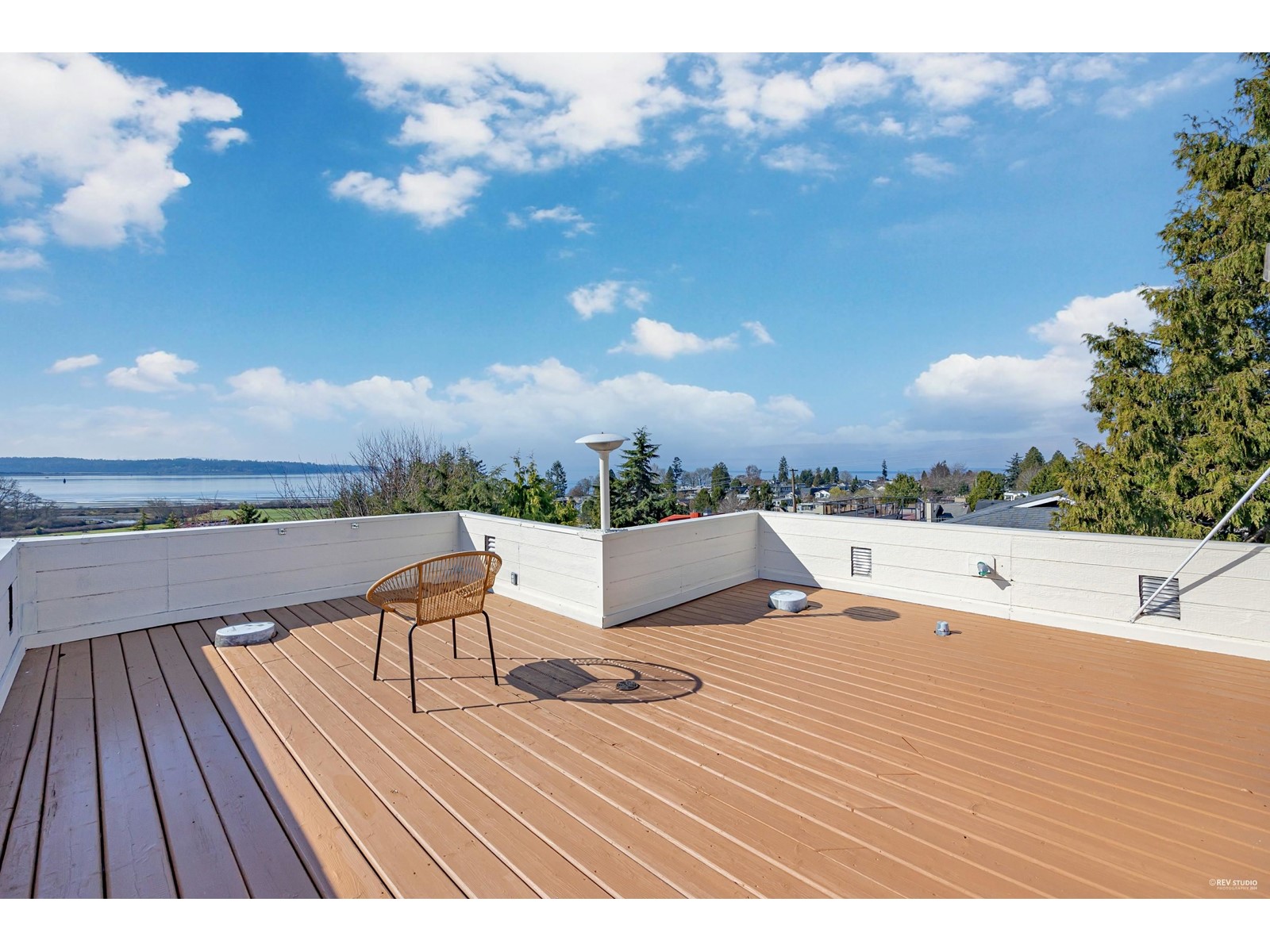 Property at 939 HABGOOD STREET image 4
