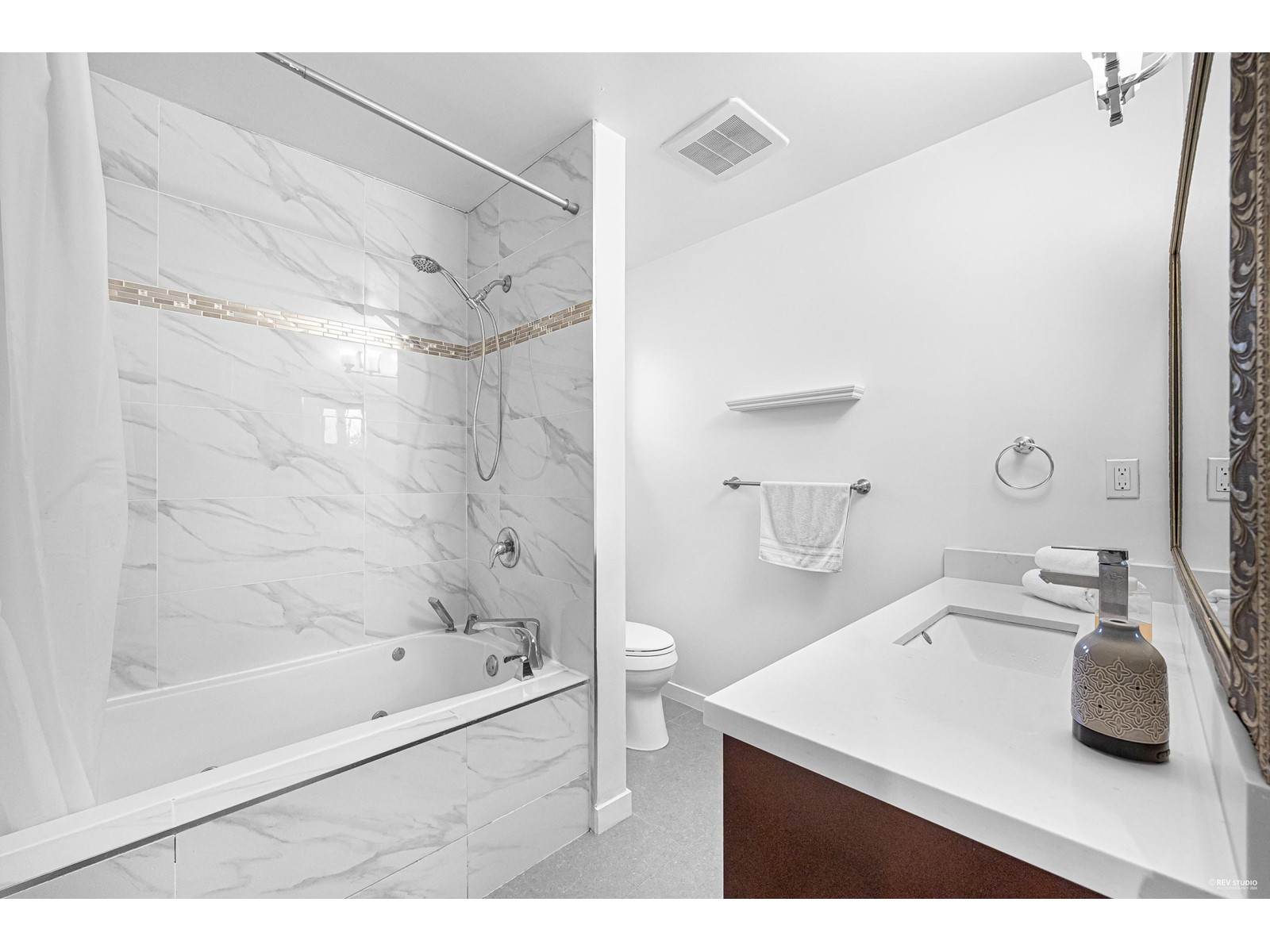 939 Habgood Street, White Rock, British Columbia  V4B 4W5 - Photo 34 - R2935922