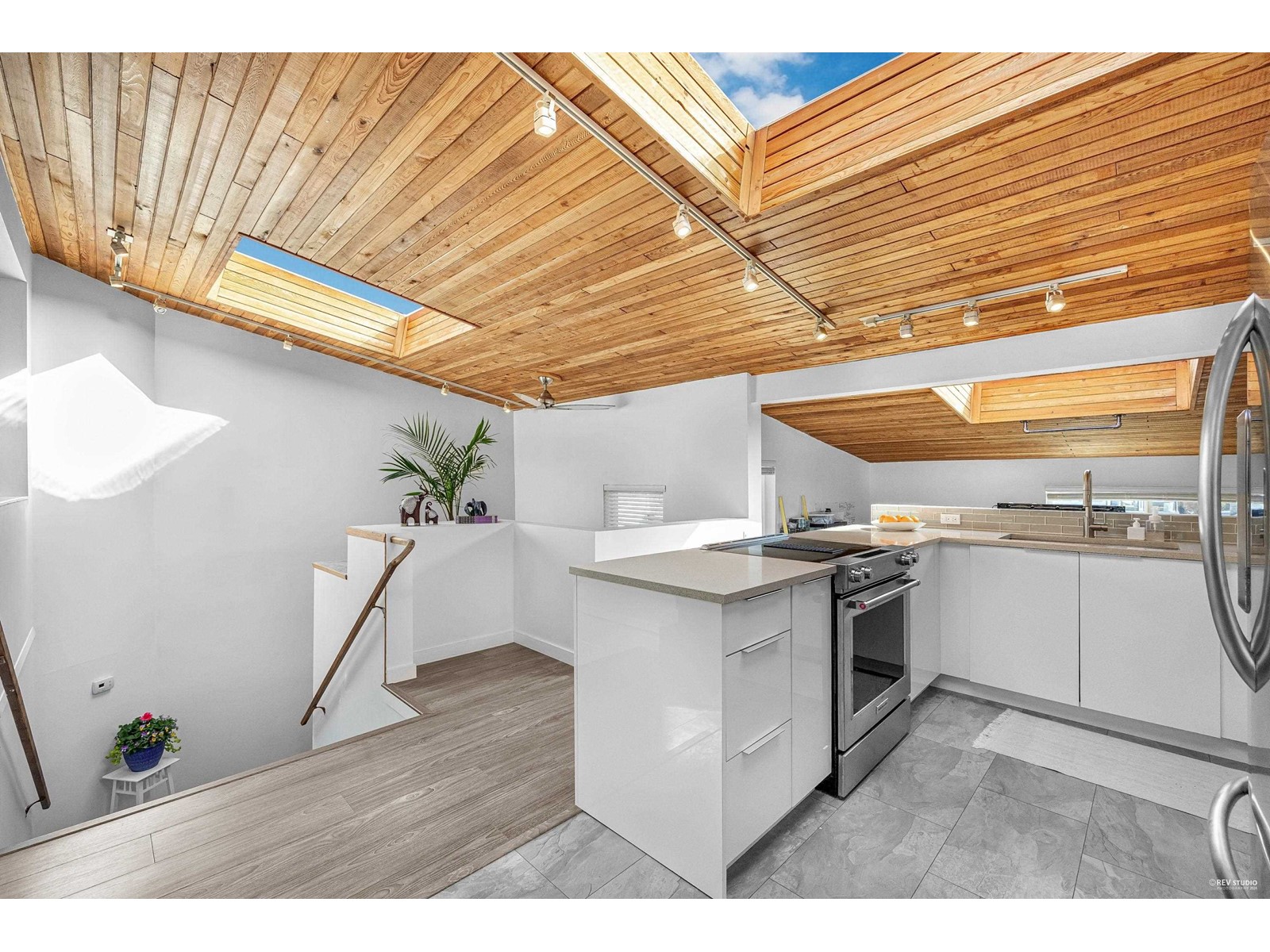 939 Habgood Street, White Rock, British Columbia  V4B 4W5 - Photo 17 - R2935922
