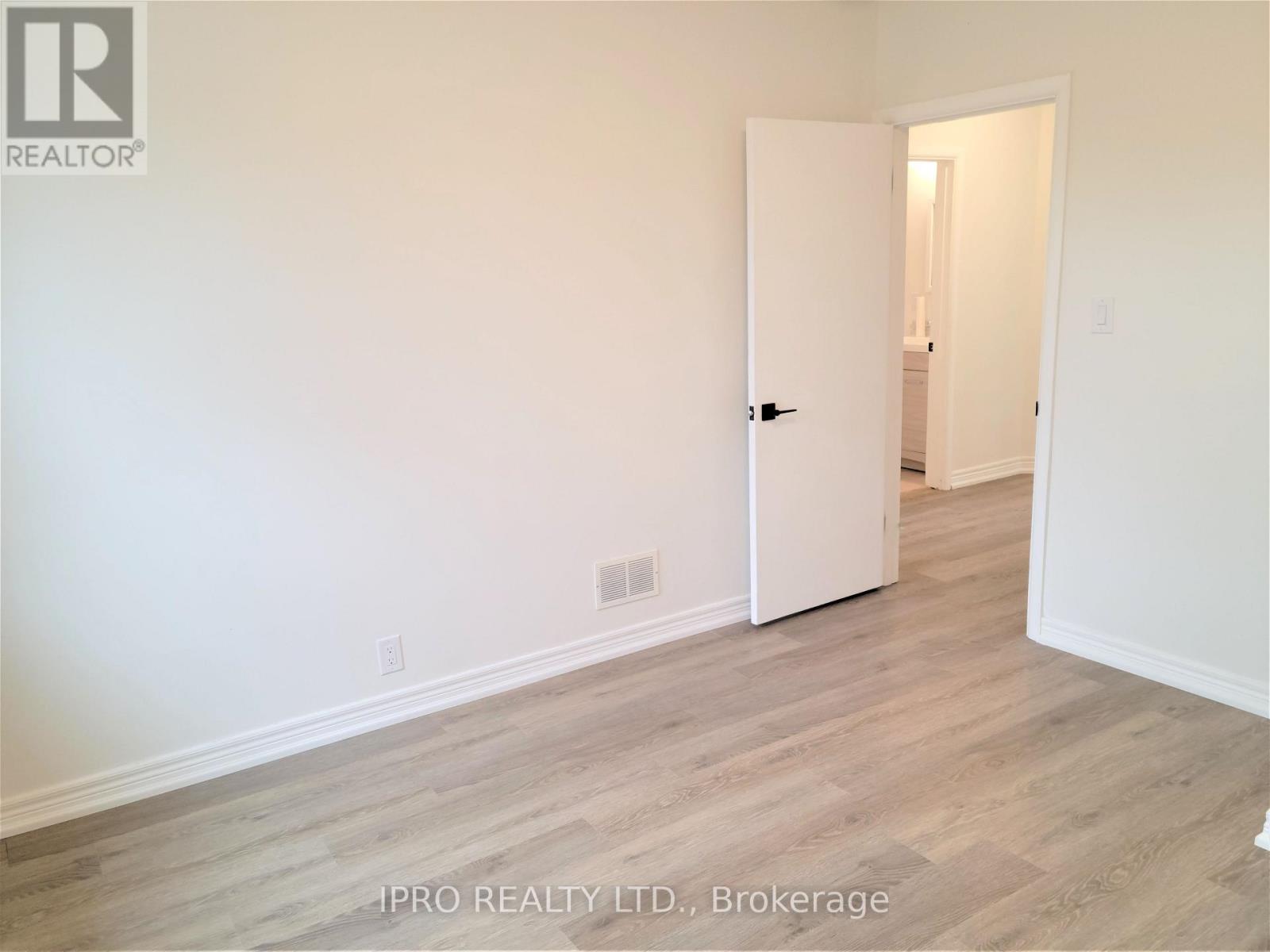 (Upper) - 371 East 28th Street, Hamilton, Ontario  L8V 3J7 - Photo 11 - X9398189