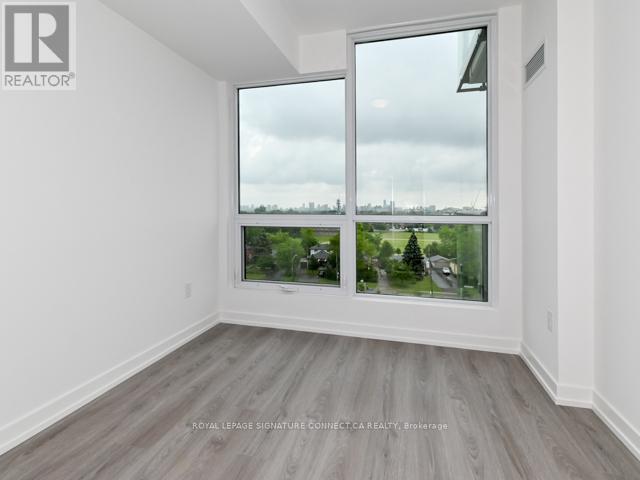 707 - 10 De Boers Drive, Toronto, Ontario  M3J 0L6 - Photo 8 - W9398238