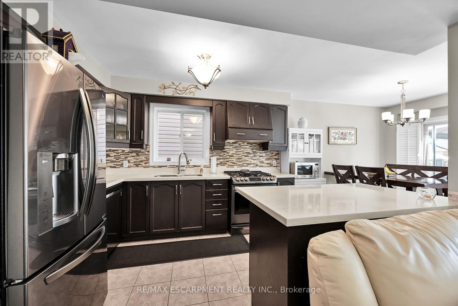 194 Gatestone Drive, Hamilton (Stoney Creek Mountain), Ontario  L8J 3V4 - Photo 15 - X9398271