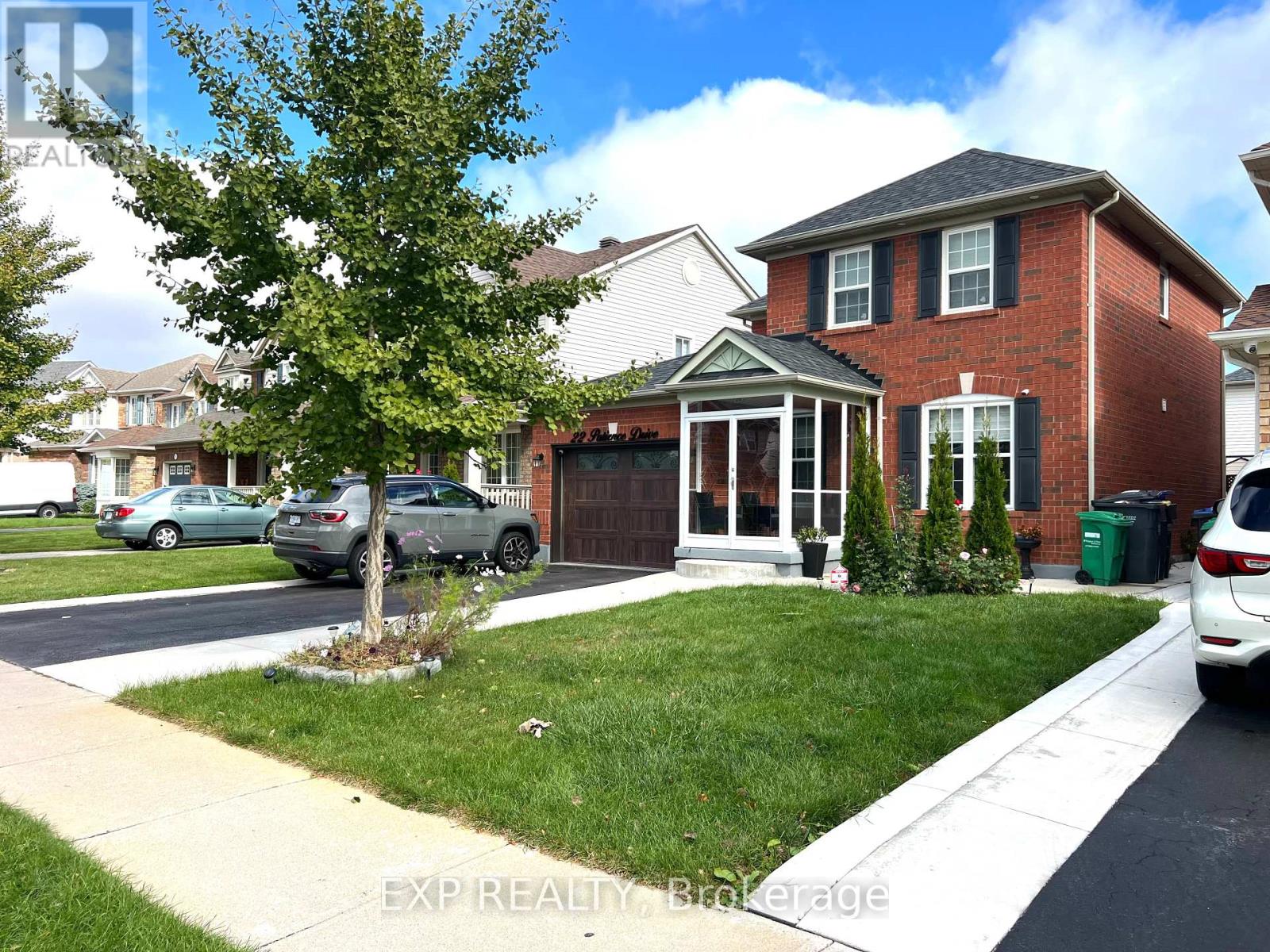 22 Patience Drive, Brampton (Fletcher's Meadow), Ontario  L7A 2S6 - Photo 3 - W9394789