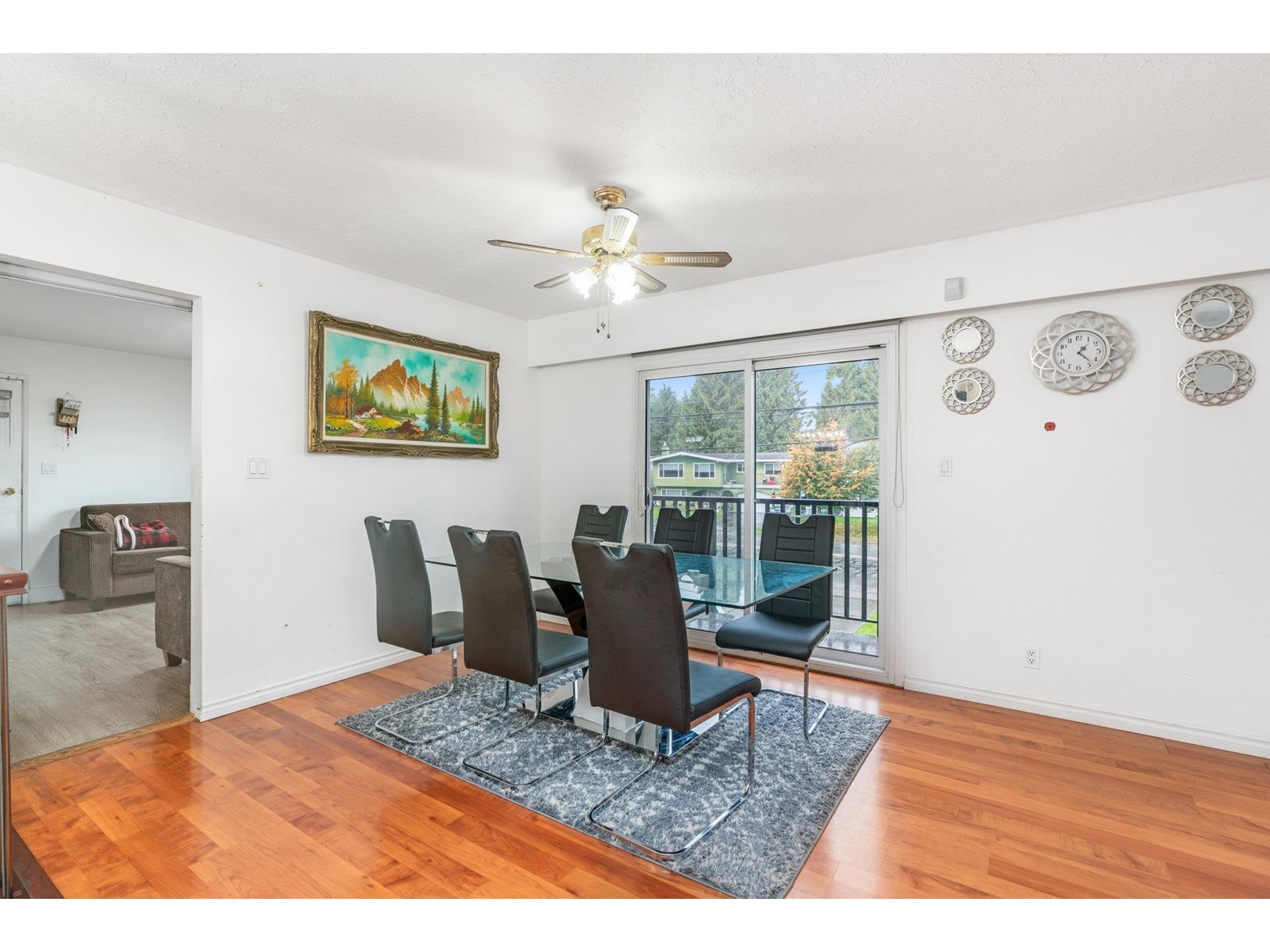 Property at 8974 116 STREET image 5