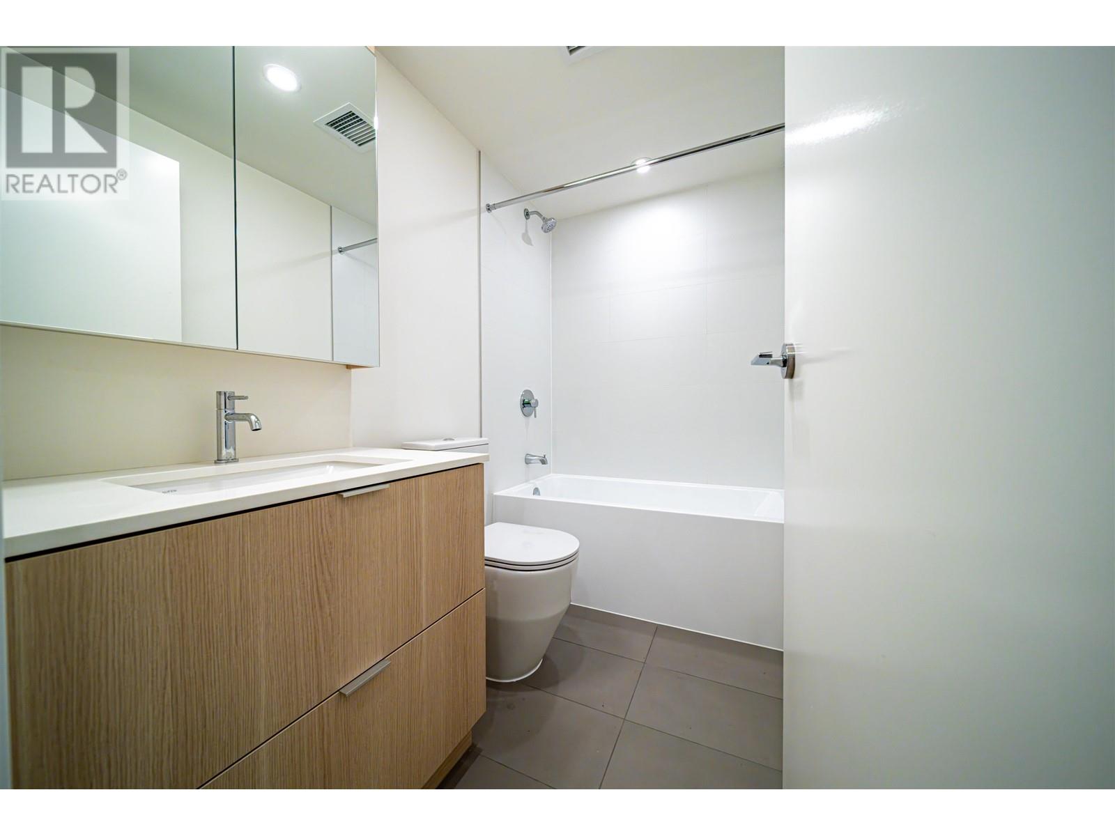 2605 318 Alderson Avenue, Coquitlam, British Columbia  V3K 1T2 - Photo 10 - R2936140