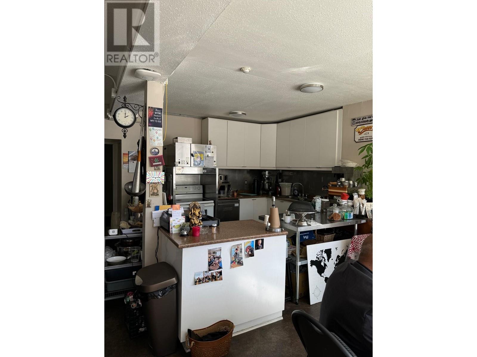 909 12th Street, New Westminster, British Columbia  V3M 4K5 - Photo 4 - C8063774