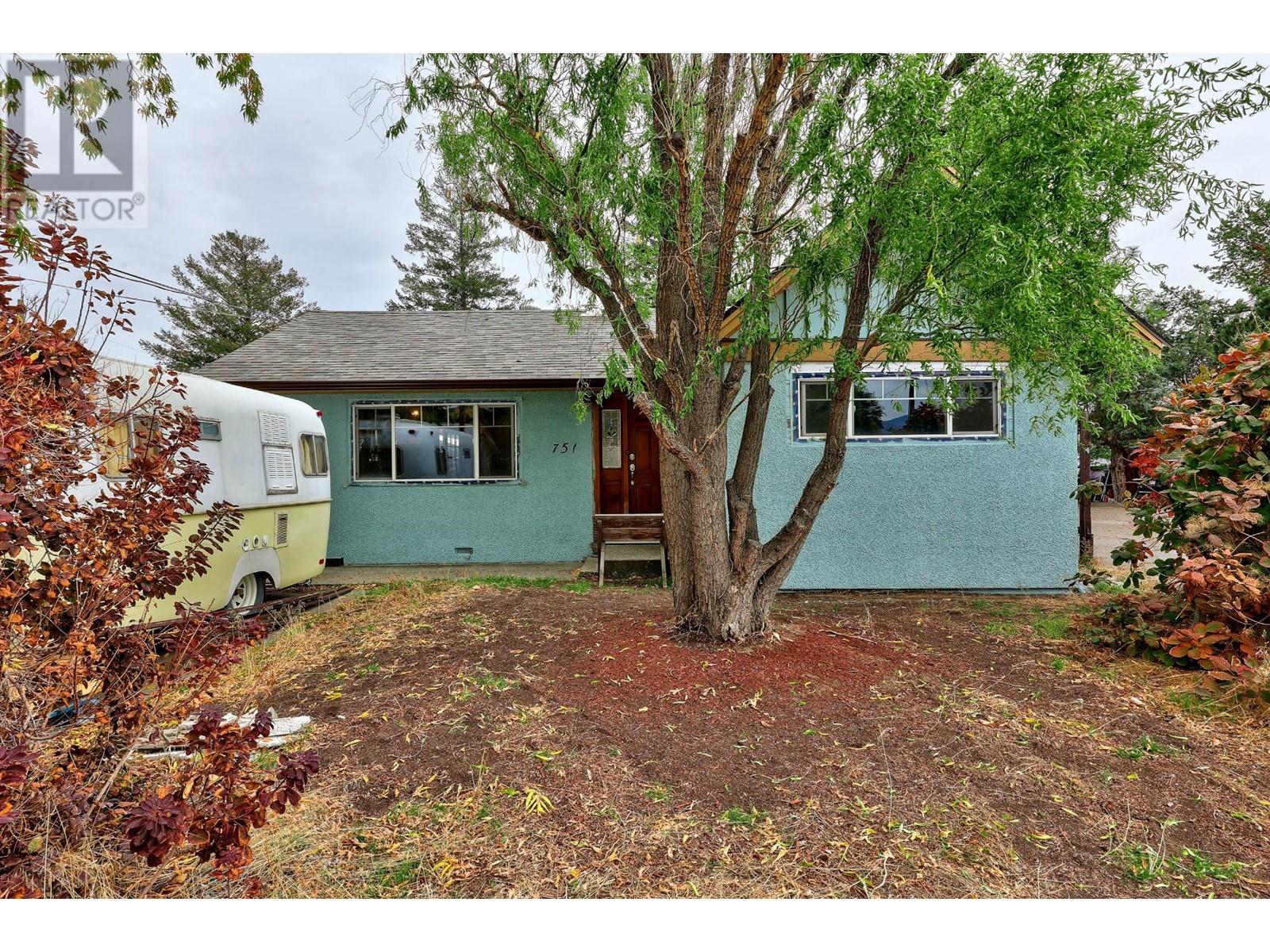 751 HOLT STREET, kamloops, British Columbia