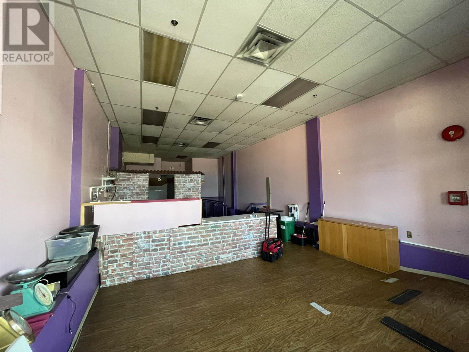 2526 E Hastings Street, Vancouver, British Columbia  V5K 1Z3 - Photo 6 - C8063736