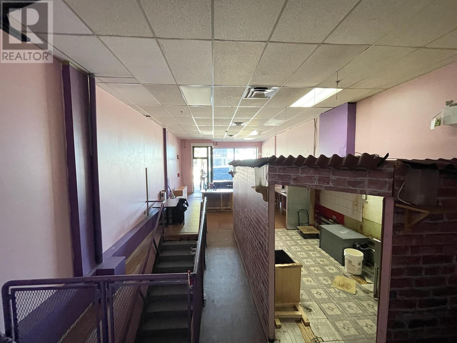 2526 E Hastings Street, Vancouver, British Columbia  V5K 1Z3 - Photo 10 - C8063736