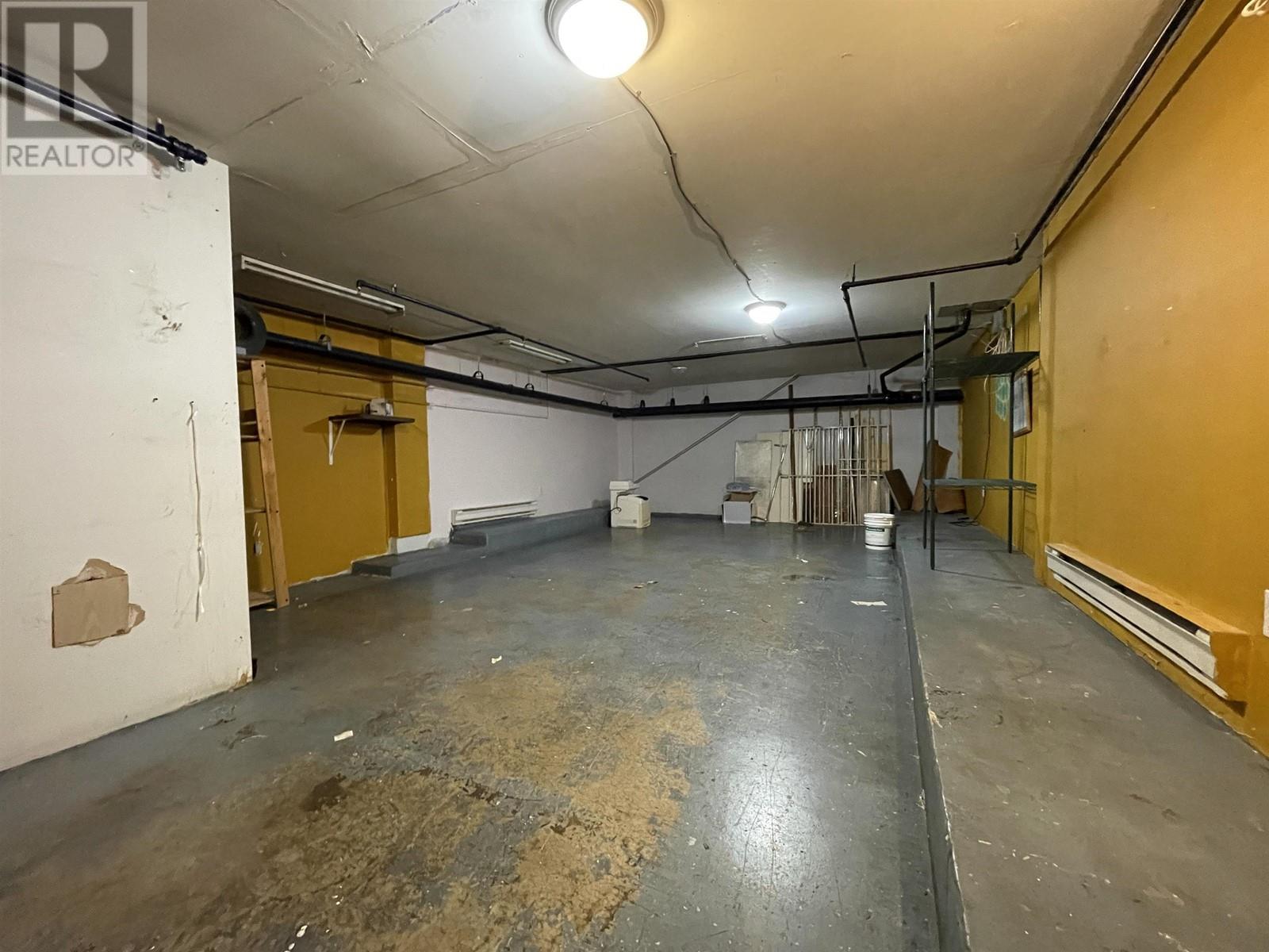 2526 E Hastings Street, Vancouver, British Columbia  V5K 1Z3 - Photo 13 - C8063736