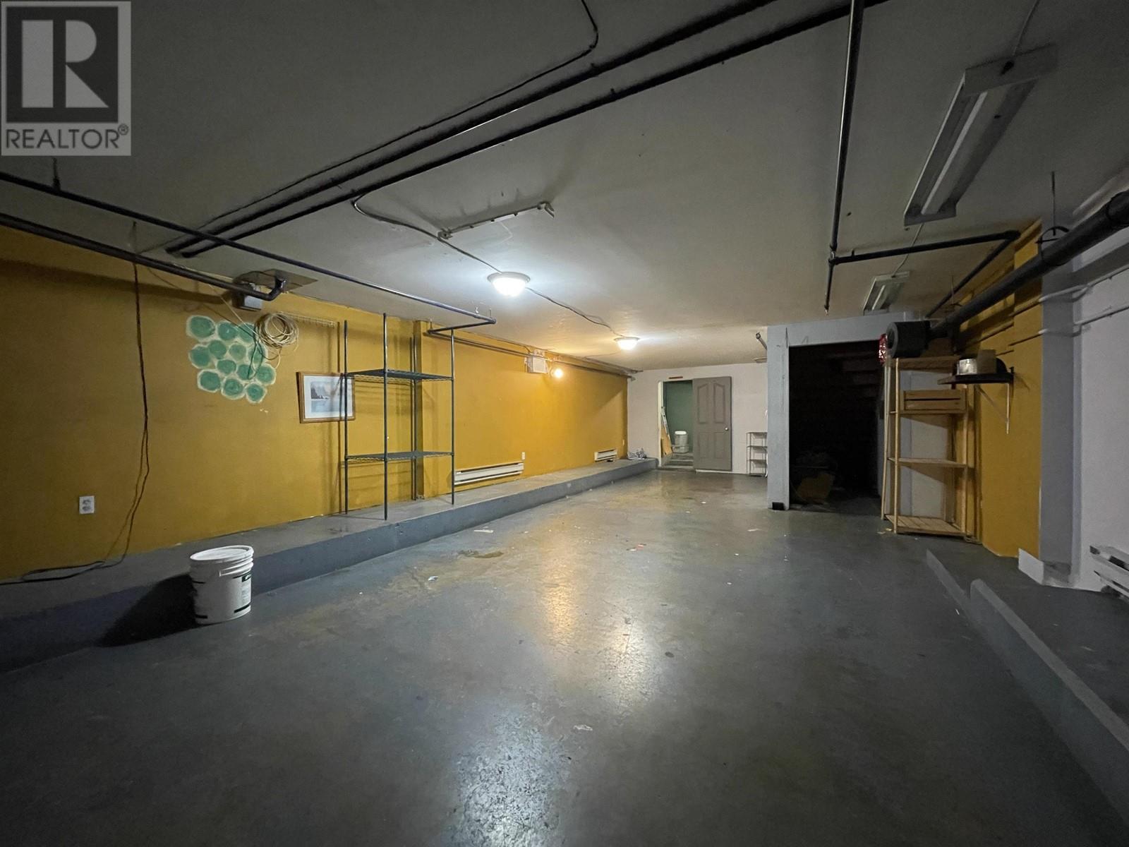 2526 E Hastings Street, Vancouver, British Columbia  V5K 1Z3 - Photo 15 - C8063736