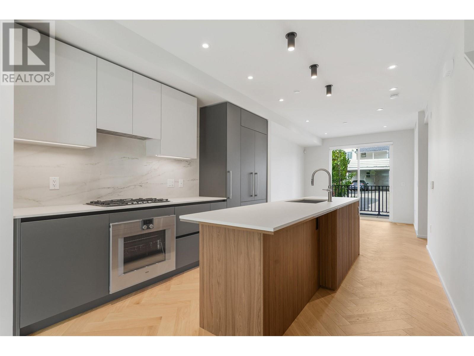 173 805 W 49th Avenue, Vancouver, British Columbia  V5Z 0A1 - Photo 1 - R2936241
