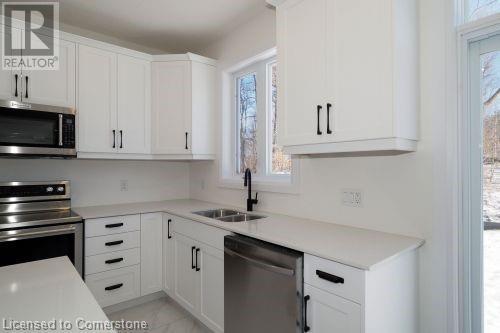 213 Fallowfield DriveKitchener, Ontario  N2C 2T7 - Photo 18 - 40659902