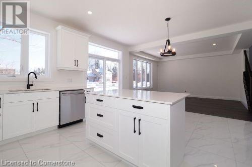 213 Fallowfield DriveKitchener, Ontario  N2C 2T7 - Photo 23 - 40659902