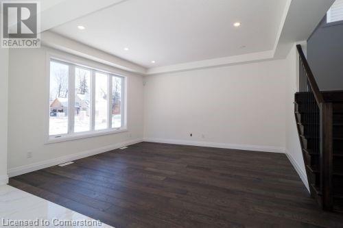 213 Fallowfield DriveKitchener, Ontario  N2C 2T7 - Photo 8 - 40659902