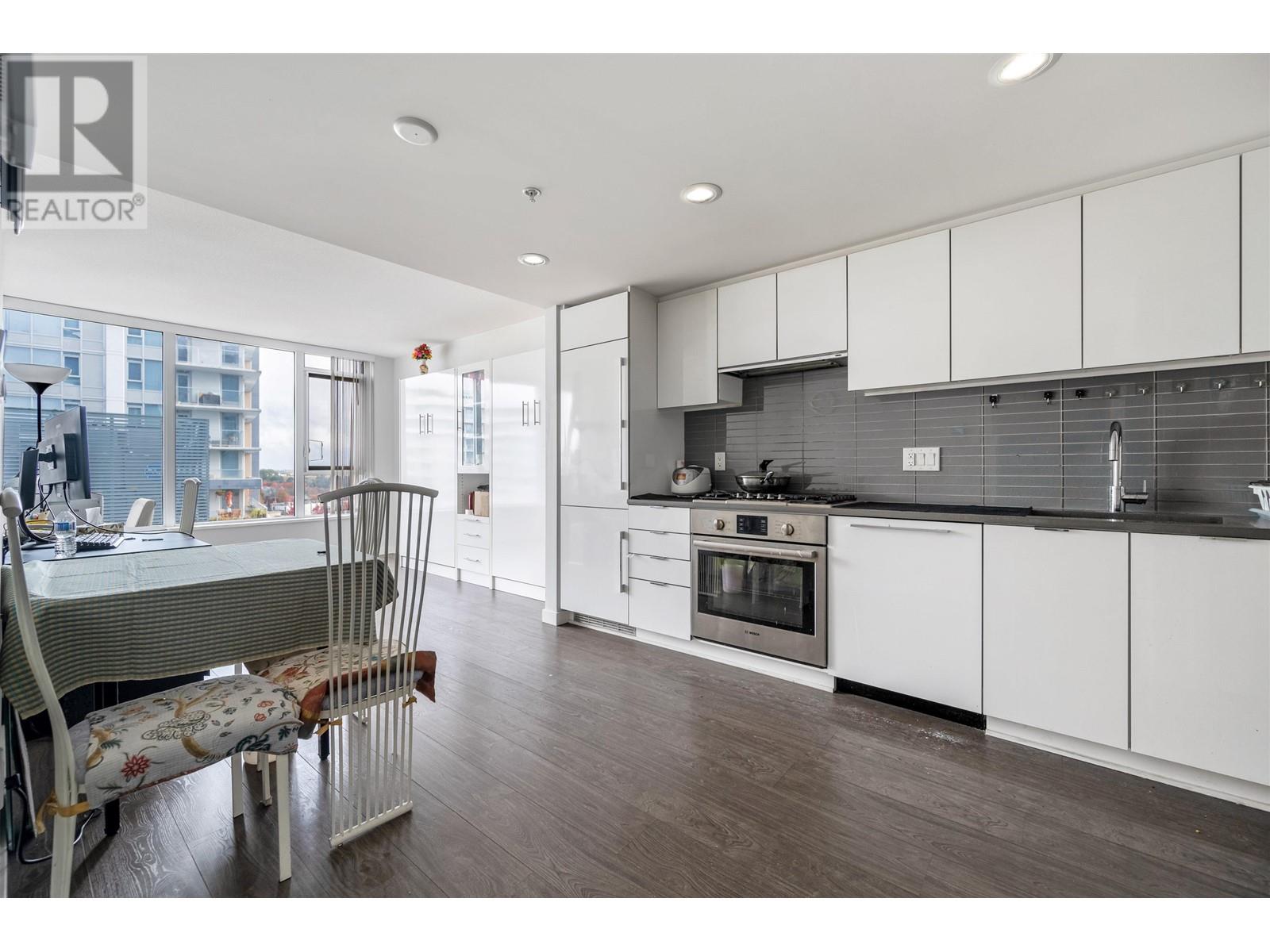 Listing Picture 3 of 23 : 1103 8333 SWEET AVENUE, Richmond / 烈治文 - 魯藝地產 Yvonne Lu Group - MLS Medallion Club Member