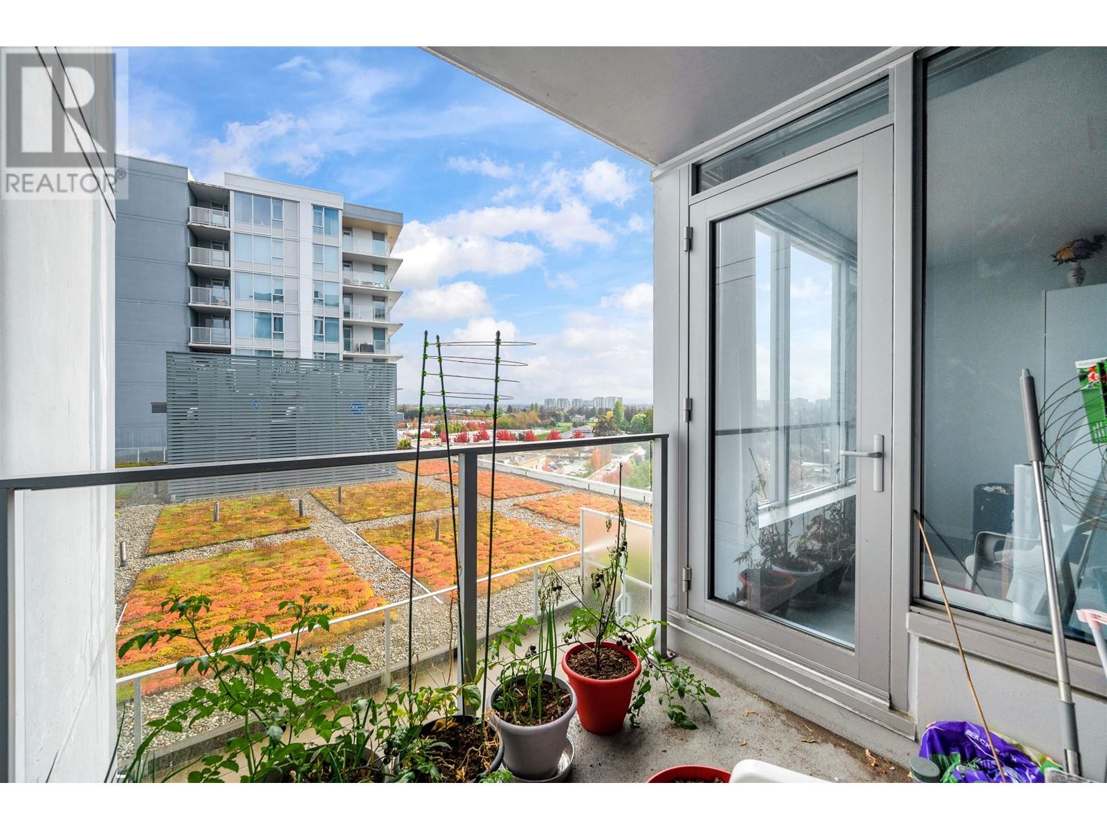 Listing Picture 13 of 23 : 1103 8333 SWEET AVENUE, Richmond / 烈治文 - 魯藝地產 Yvonne Lu Group - MLS Medallion Club Member