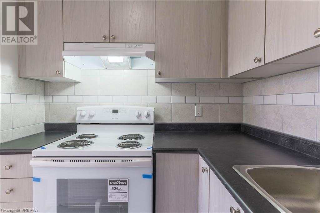 19 Montclair Crescent, Simcoe, Ontario  N3Y 4P1 - Photo 4 - 40664023