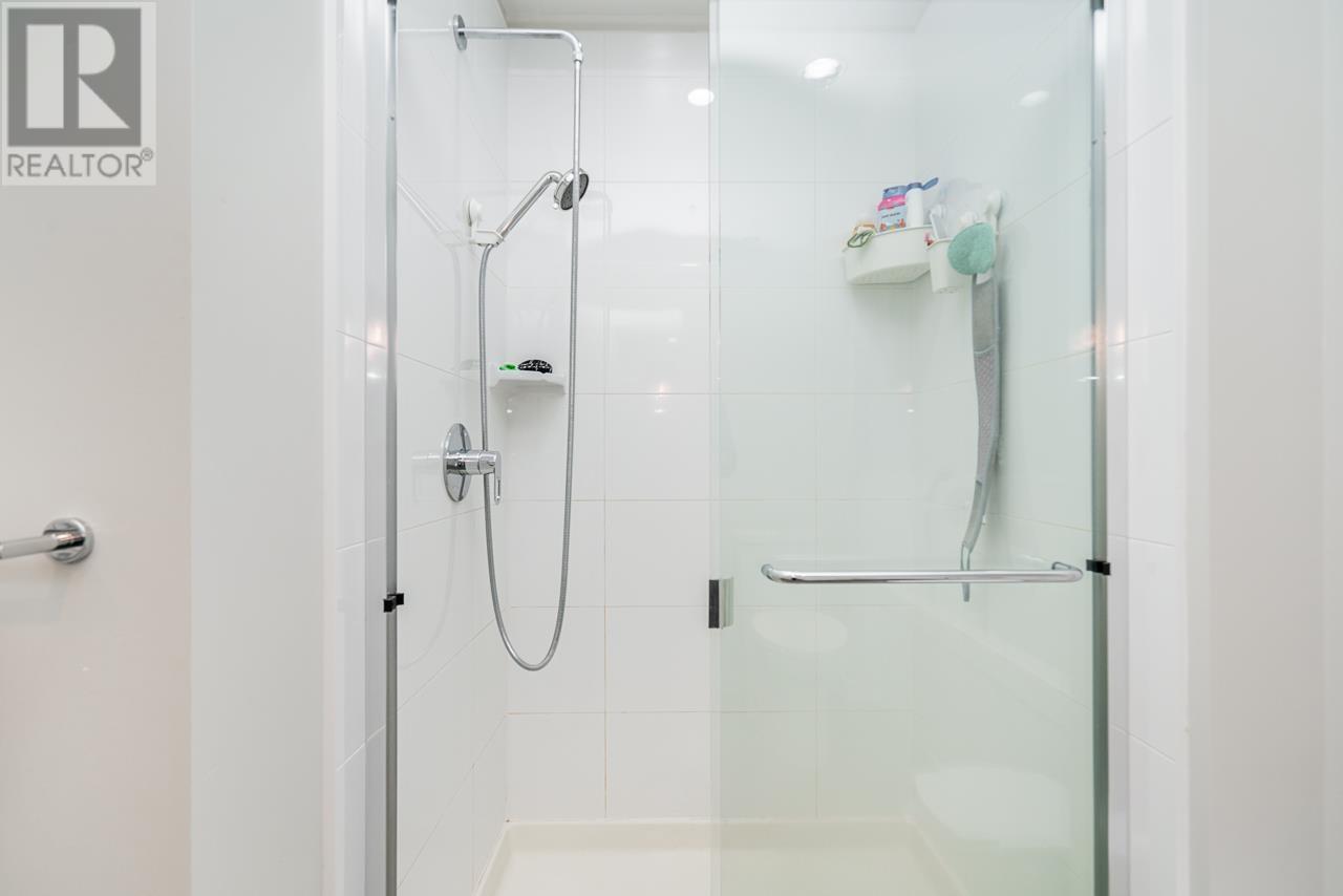 2801 3093 Windsor Gate, Coquitlam, British Columbia  V3B 0N2 - Photo 16 - R2936393
