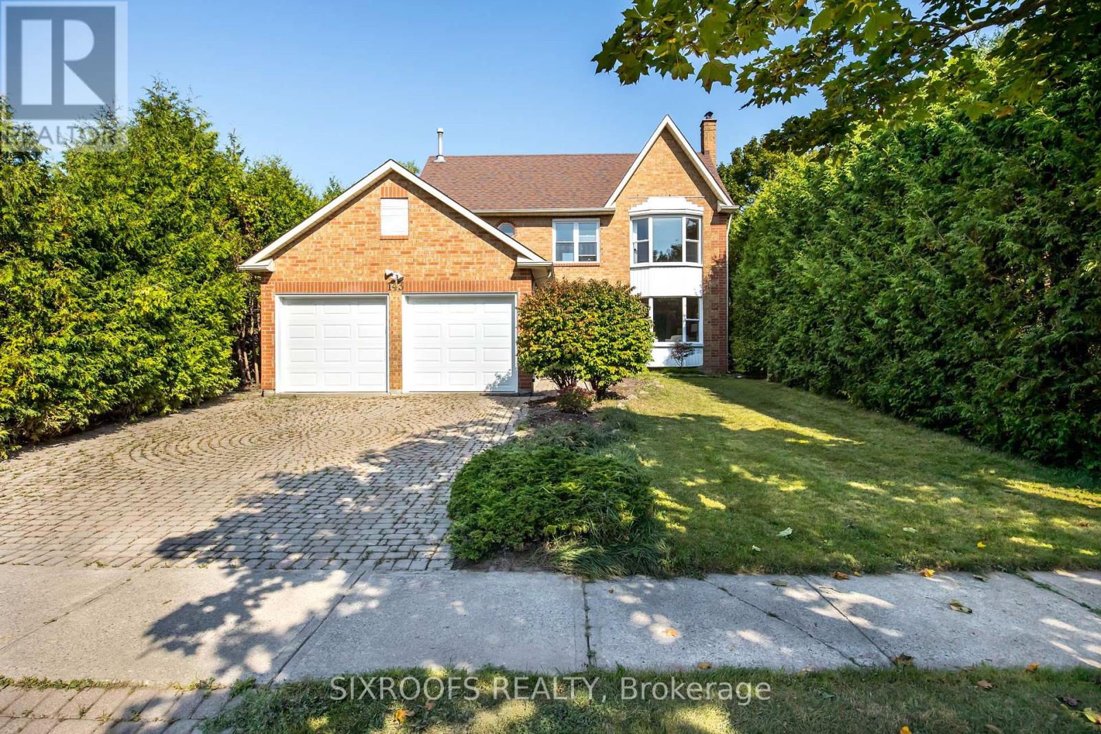 143 GLENWAY CIRCLE, Newmarket, Ontario