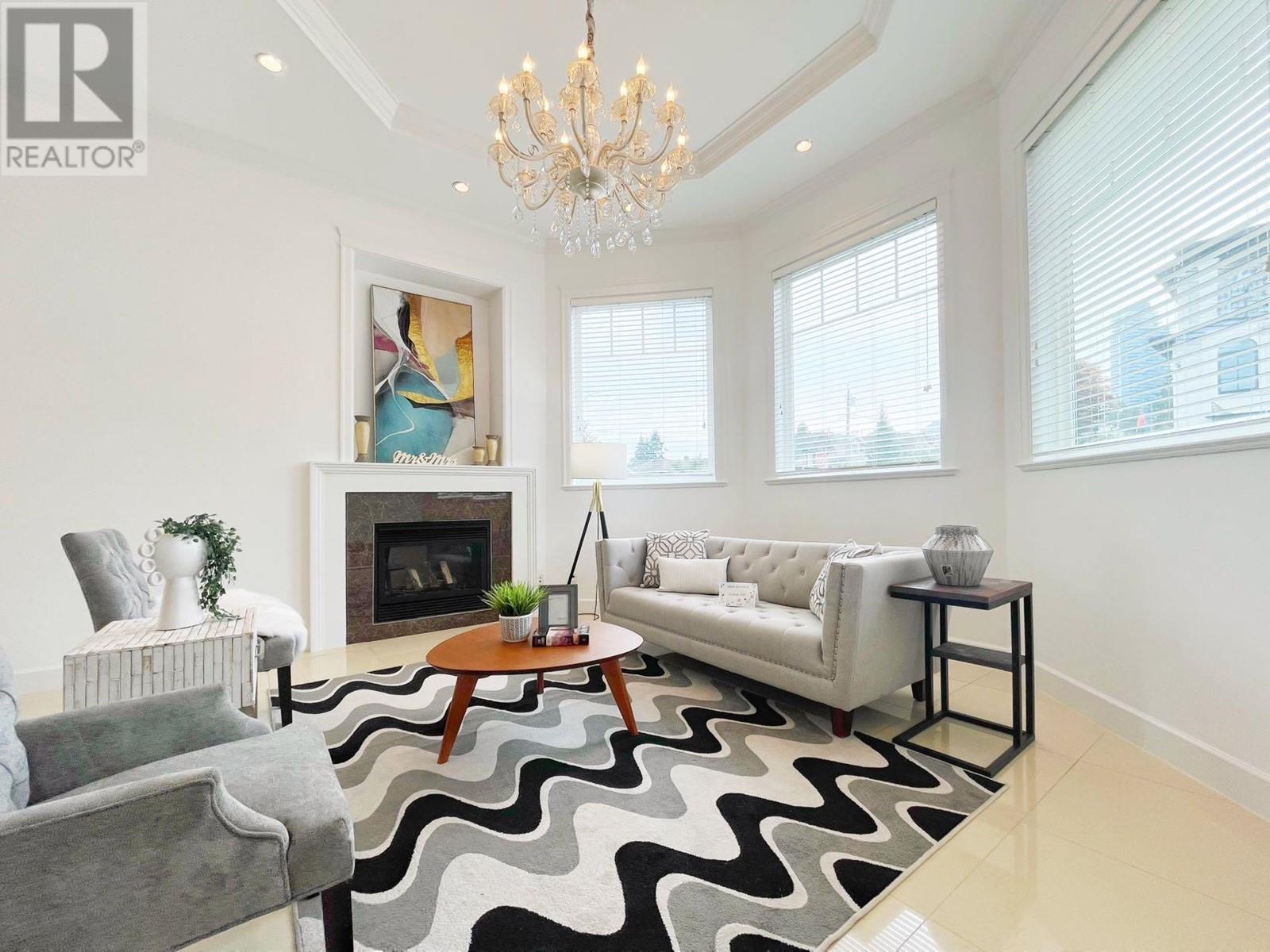 Listing Picture 5 of 30 : 4637 BUXTON COURT, Burnaby / 本拿比 - 魯藝地產 Yvonne Lu Group - MLS Medallion Club Member