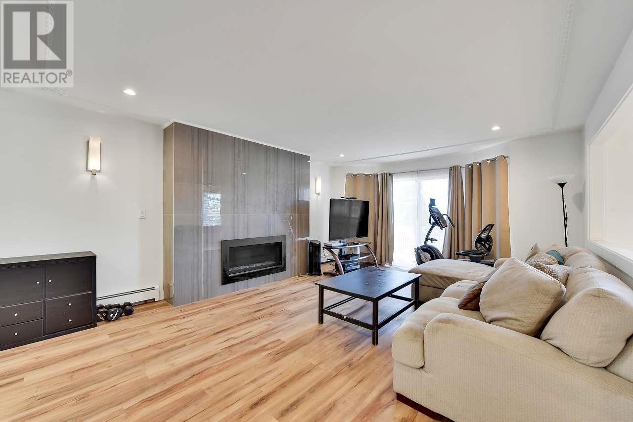 996 Duthie Avenue, Burnaby, British Columbia  V5A 2P8 - Photo 7 - R2936364