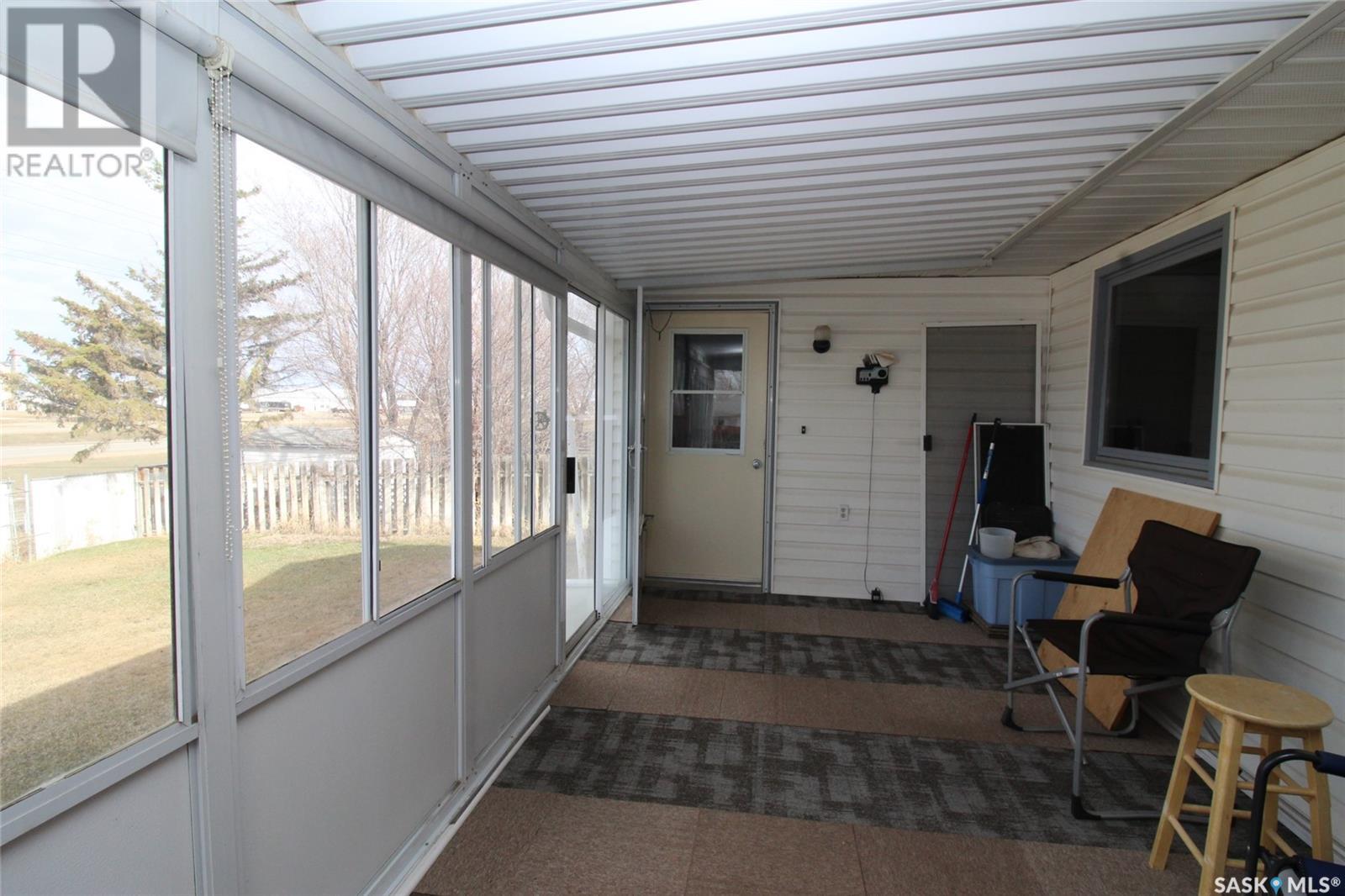 595 9th Street W, Shaunavon, Saskatchewan  S0N 2M0 - Photo 21 - SK986196