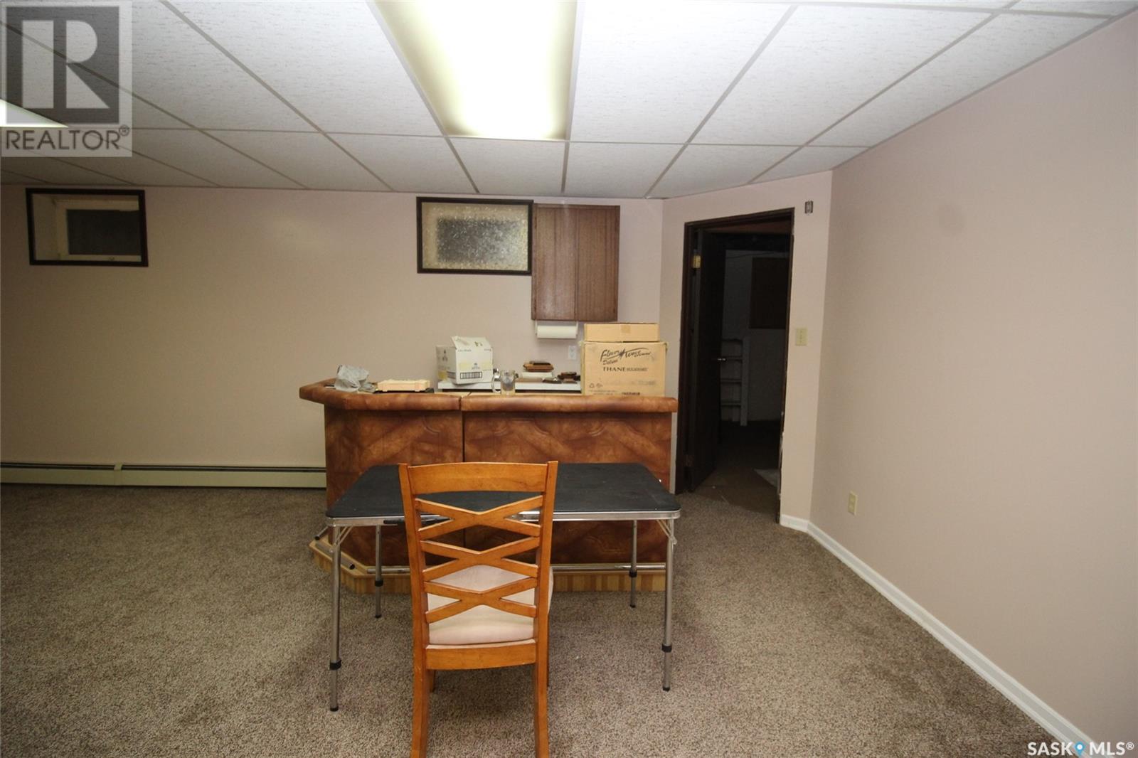595 9th Street W, Shaunavon, Saskatchewan  S0N 2M0 - Photo 24 - SK986196