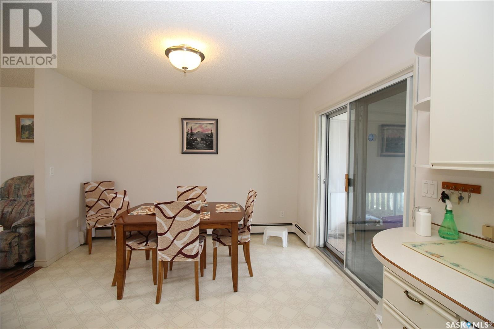Property at 595 9th STREET W image 5