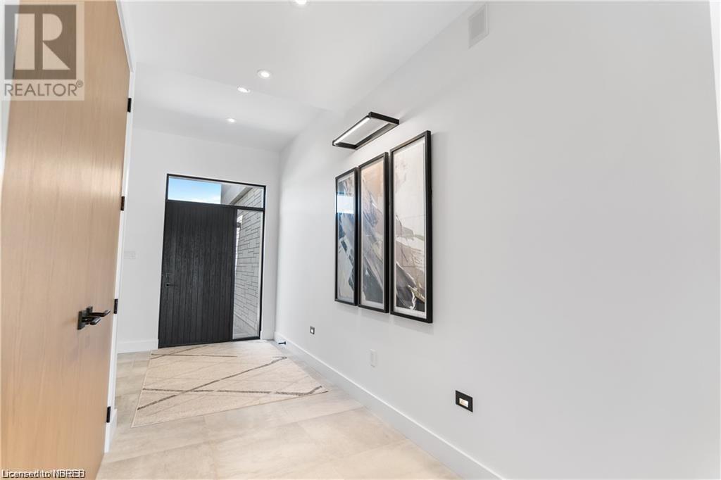 173 Sugarbush Street, North Bay, Ontario  P1C 1M8 - Photo 7 - 40663458