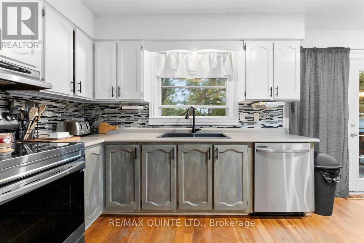 31 Ridge Road, Prince Edward County, Ontario  K0K 2T0 - Photo 11 - X9398578