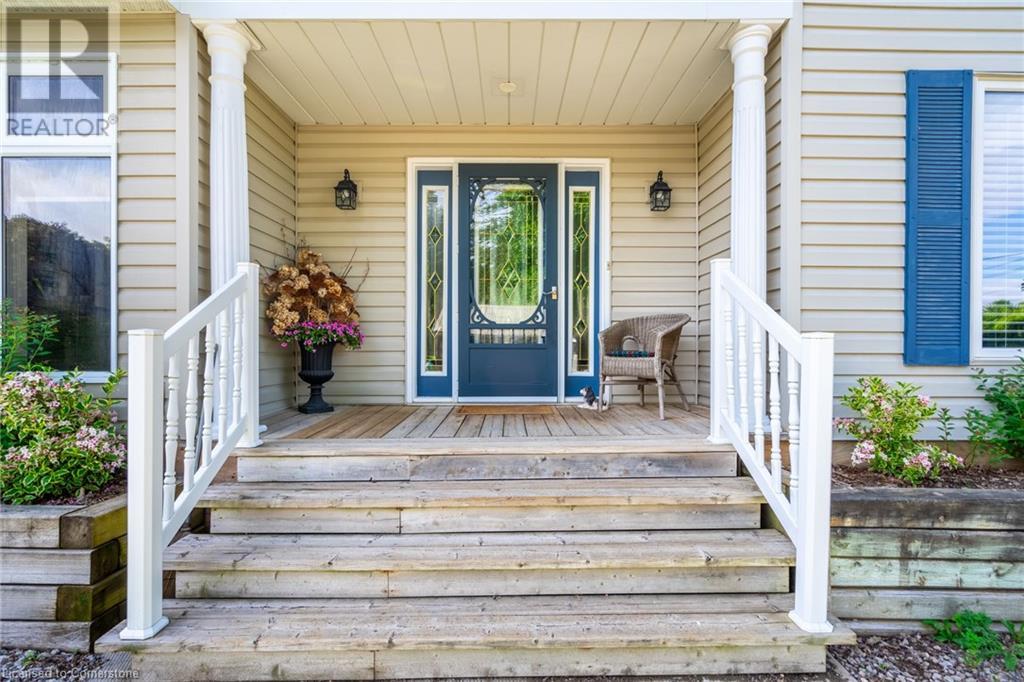 956 Lynden Road, Lynden, Ontario  L0R 1T0 - Photo 4 - 40663989