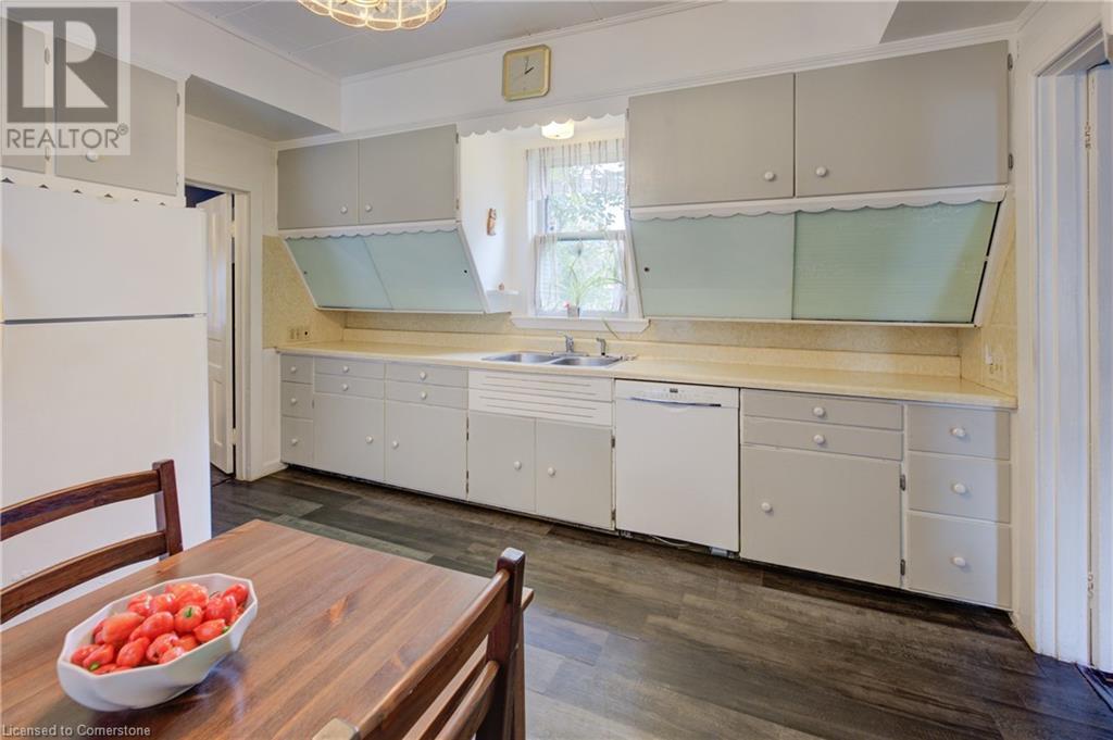 249 Charlton Avenue E, Hamilton, Ontario  L8N 1Z3 - Photo 12 - 40663827