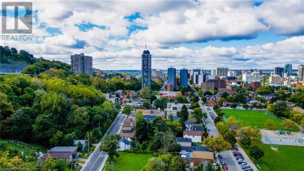 249 Charlton Avenue E, Hamilton, Ontario  L8N 1Z3 - Photo 4 - 40663827