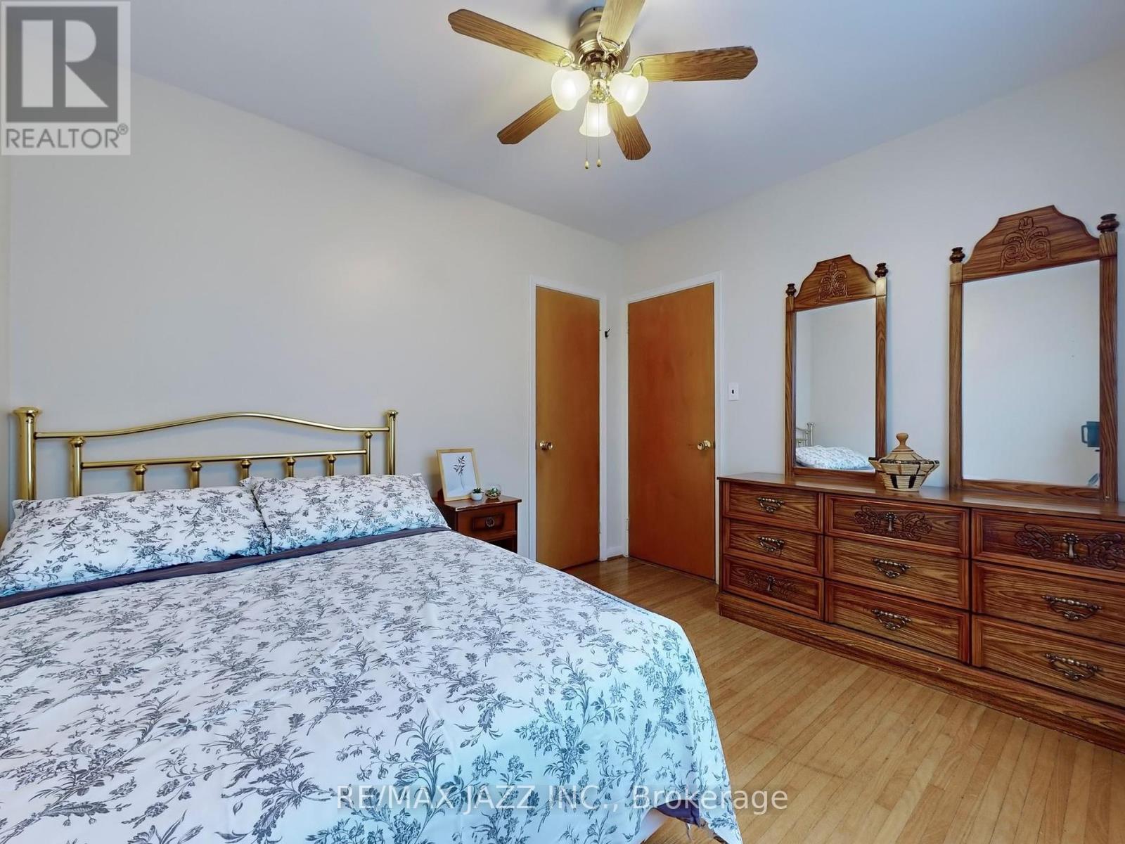 1 Hoshlega Drive, Toronto, Ontario  M1G 2X4 - Photo 12 - E9399554