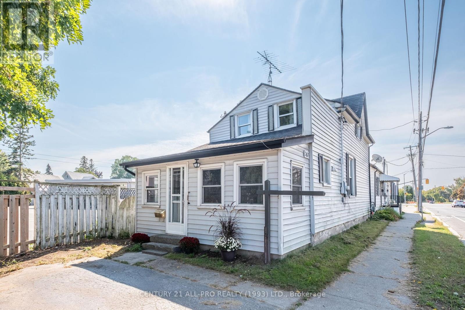 267 University Avenue W, Cobourg, Ontario  K9A 2H8 - Photo 2 - X9362049